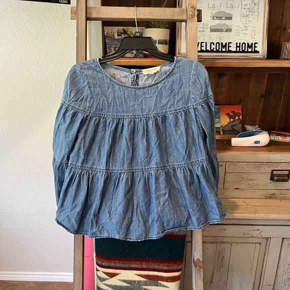 Madewell women’s L/S denim tiered button back top size XS - Picture 1 of 8